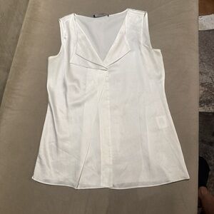 Tahari White Sleeveless Blouse